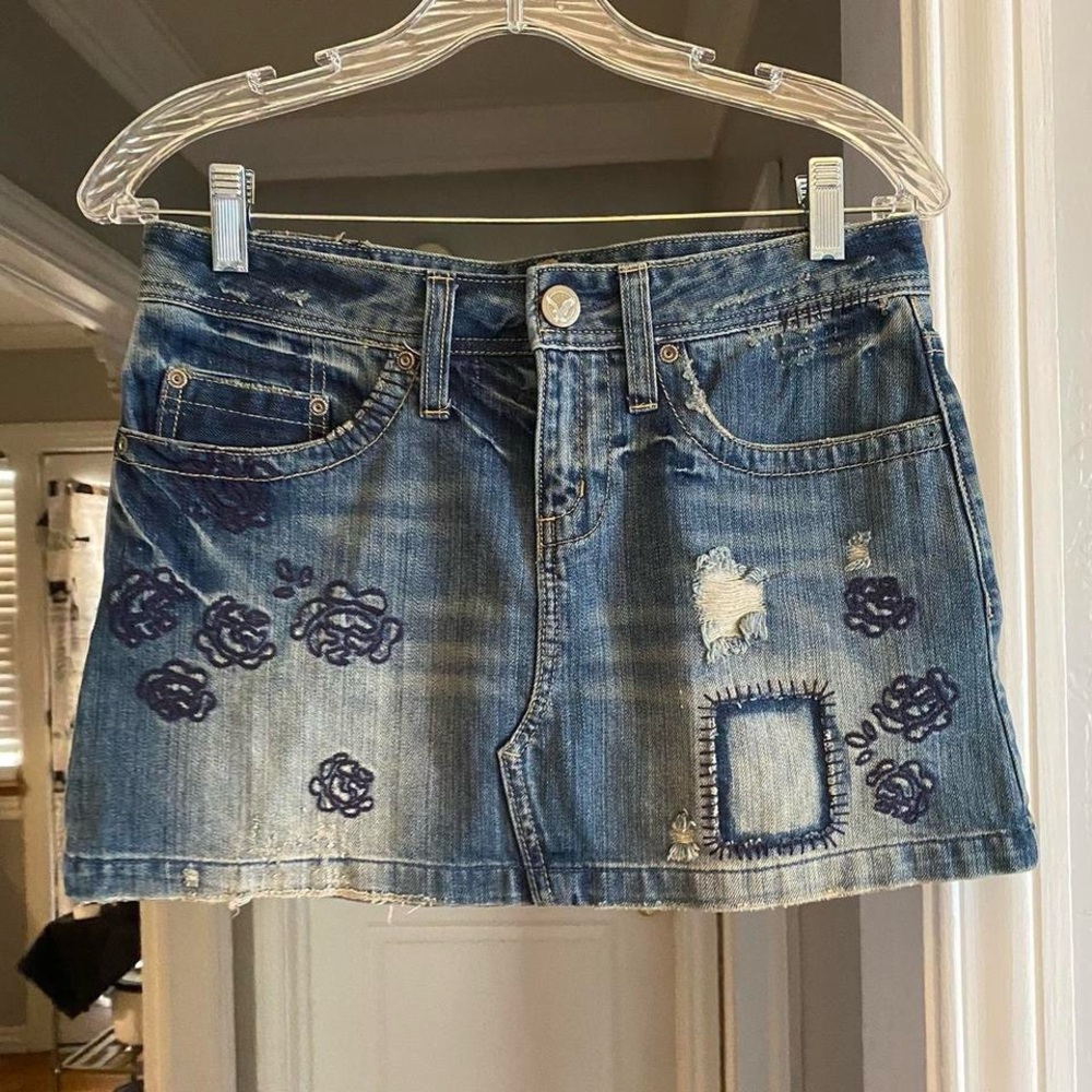 American Eagle Outfitters Blue Embroidered Mini Skirt